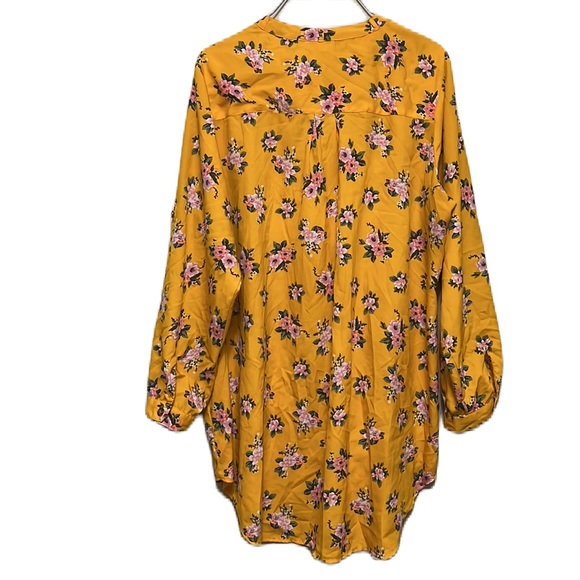 Mileage, Roll Tab Sleeves, Floral Print, 1-Button Down Front Top, Multi, Size 2X - Picture 2 of 6
